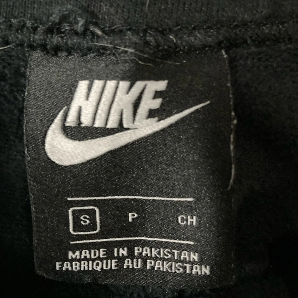 Nike Women’s Size Small Black Sweats‎